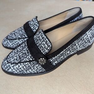 TALBOTS LEIGHTON BOUCLÉ LOAFERS FLATS - Blk & Wht Tweed Sz 8 EUC MSRP $165